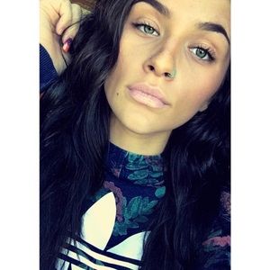 Meet your Posher, Victoria